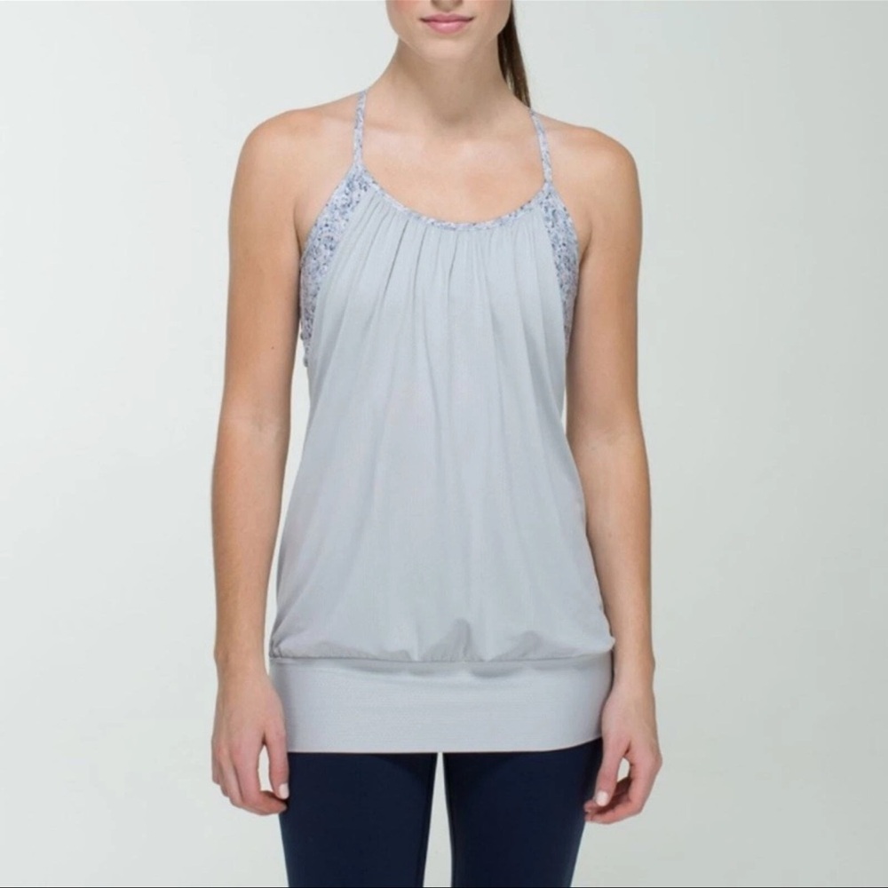 Lululemon No Limits Tank Top Silver
Spoon Petite Fleur Silver